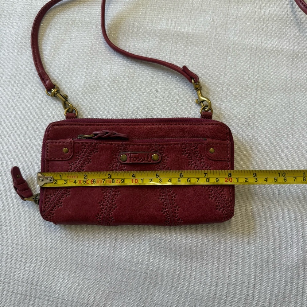 FOSSIL VINTAGE Red SANGRIA Leather Crossbody Bag Casual Vacation Travel - Picture 6 of 8